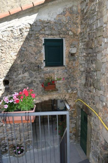 Casa Nel Borgo Antico Quaratica Exterior foto